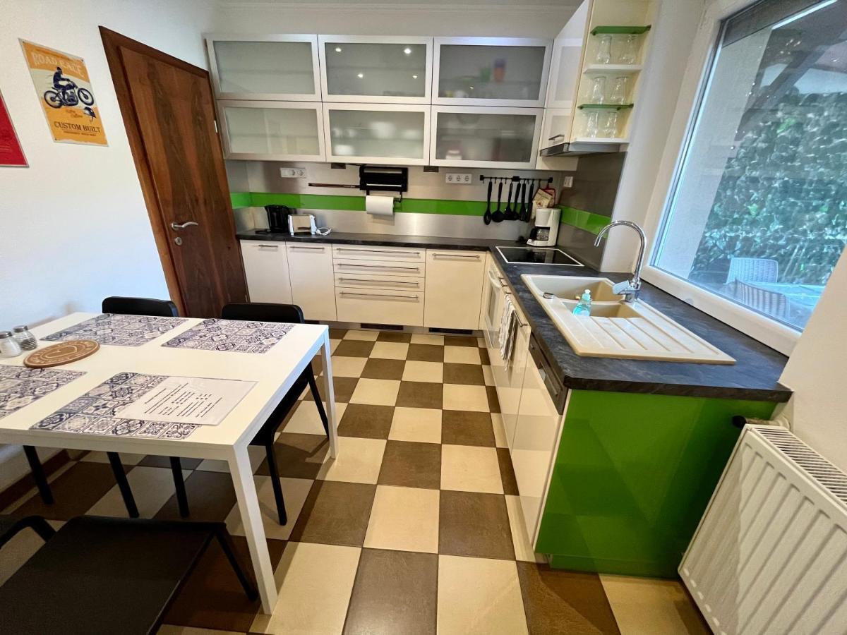 Rabbit Apartman Mosonmagyaróvár Exterior foto